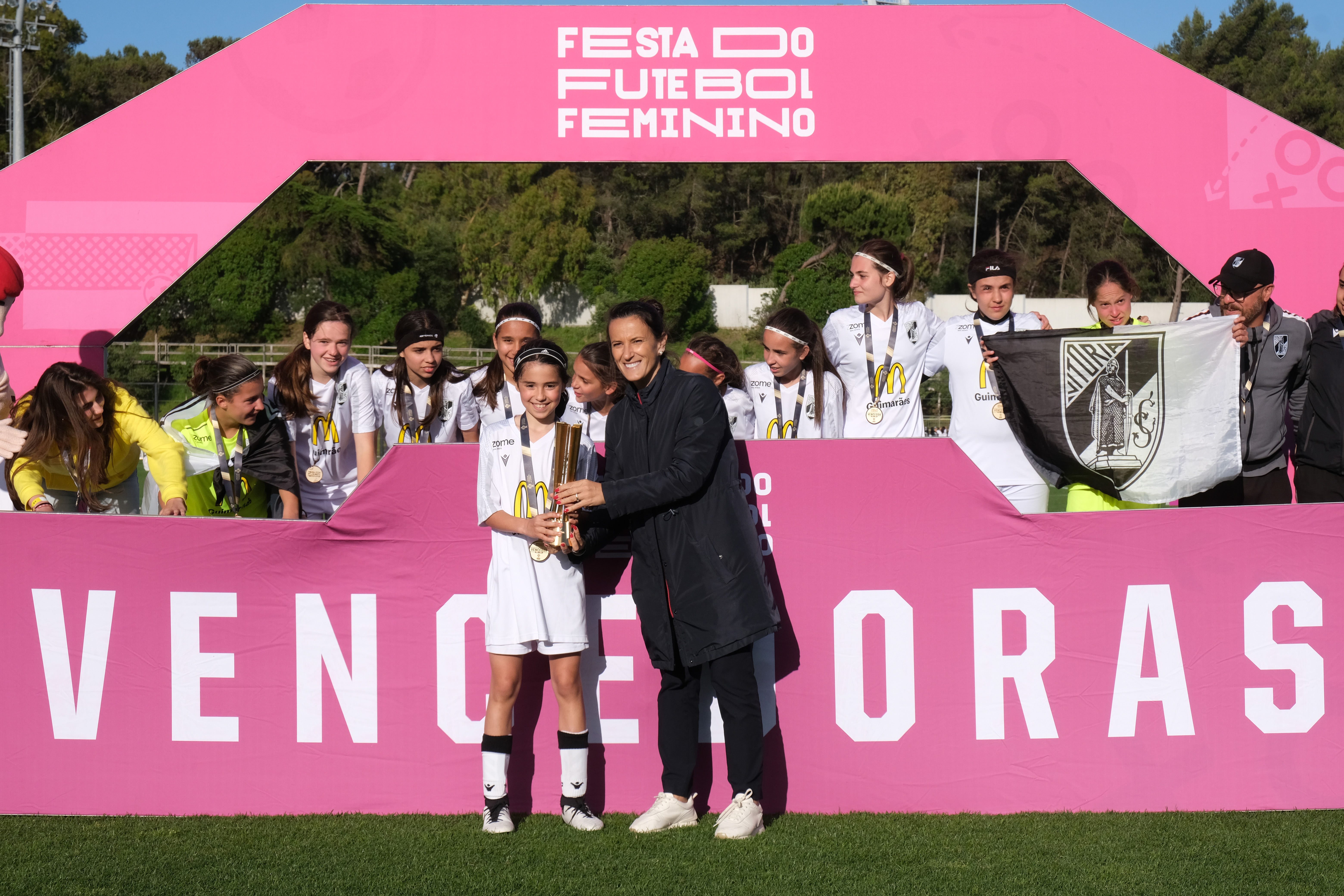 Equipa Sub13 do Vitória SC vence Festa do Futebol Feminino Nacional