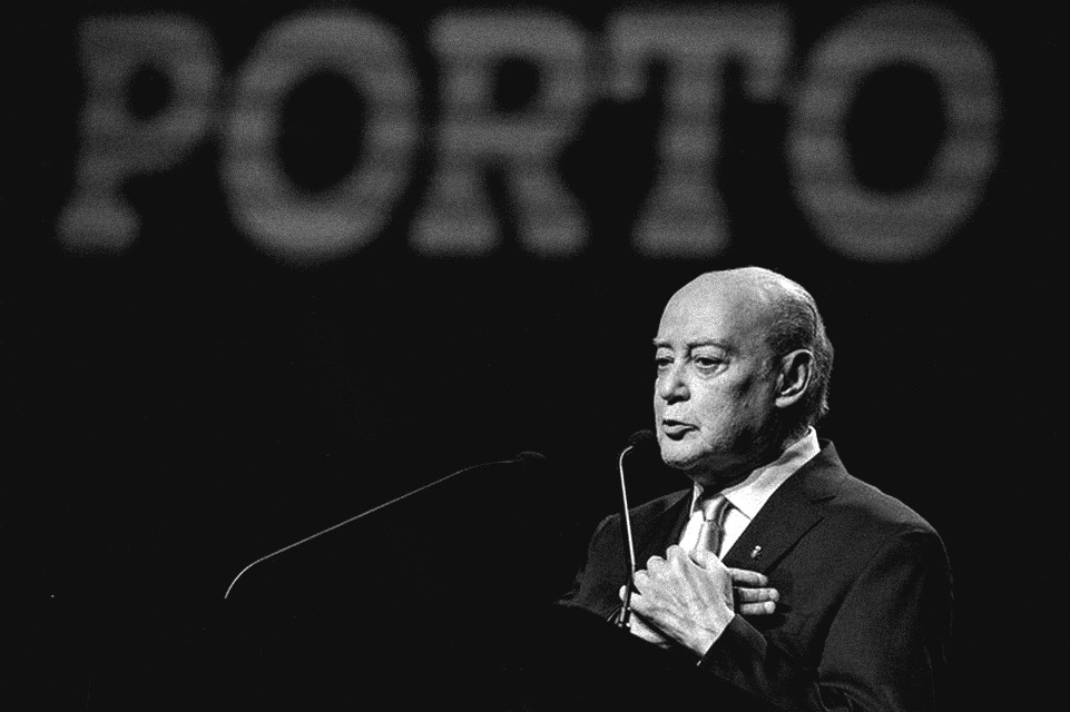 Nota de Pesar pelo falecimento de Pinto da Costa