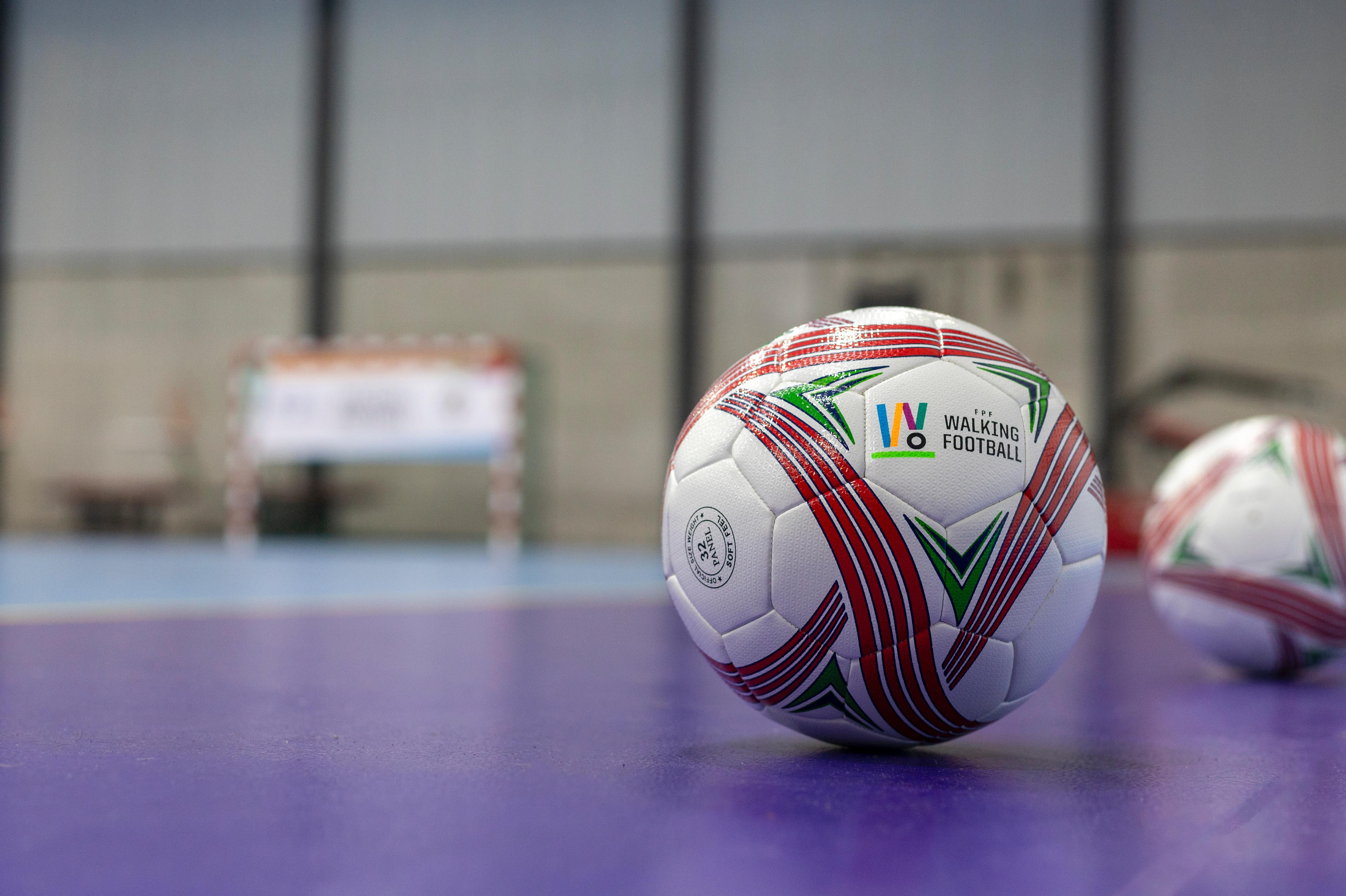 Walking Football | Vertentes Competitiva e Recreativa
